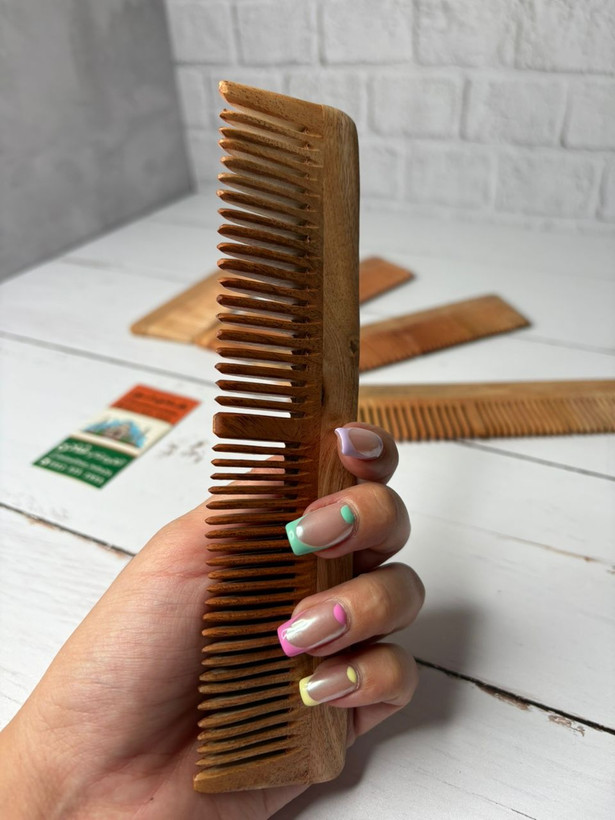 شانه چوبی دندانه ریز و درشت ۲۰ سانتی هندی با بهترین کیفیت